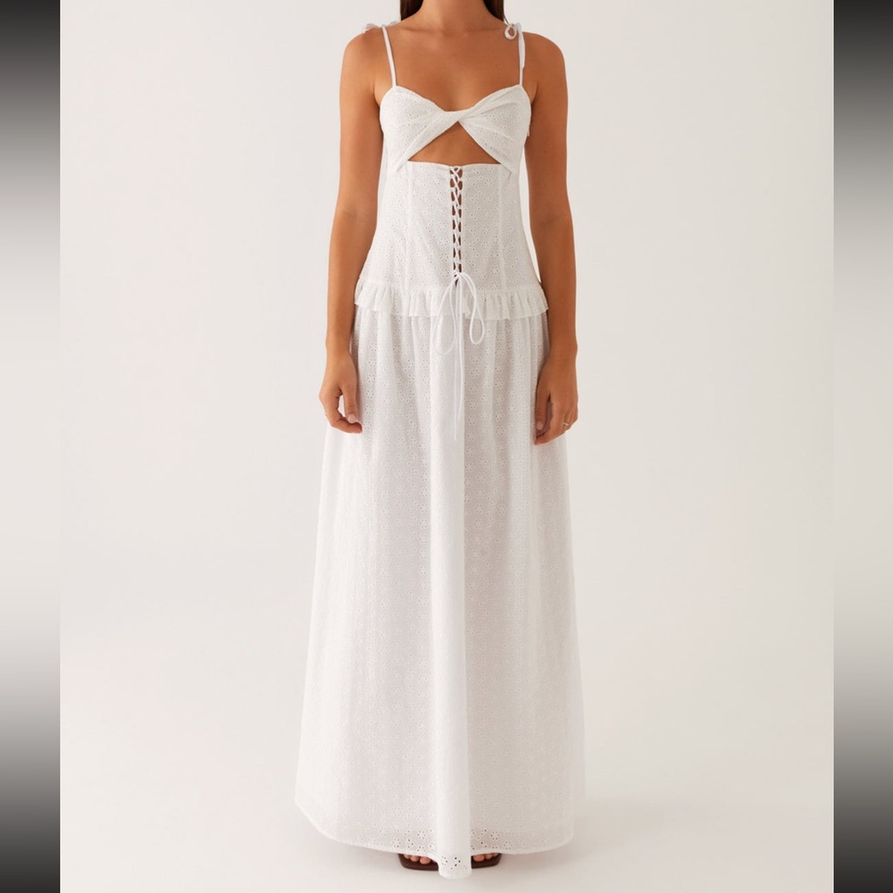 NEVER WORN Peppermayo White Cut Out Pleated Maxi Dress